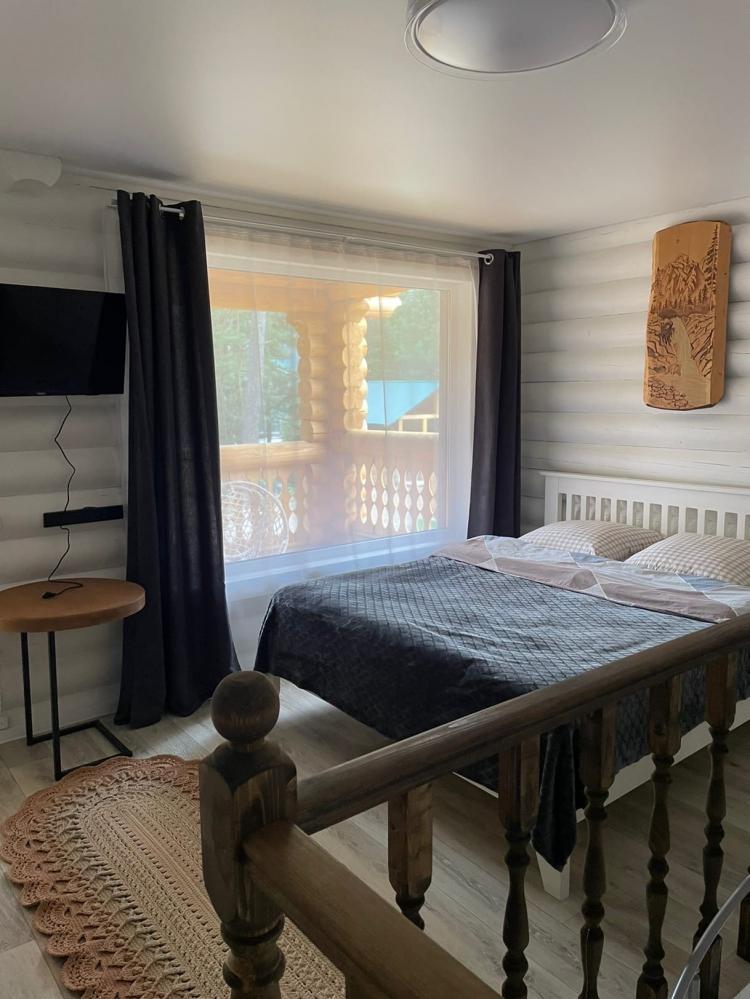 Семейный номер в коттедже "Сосновый"