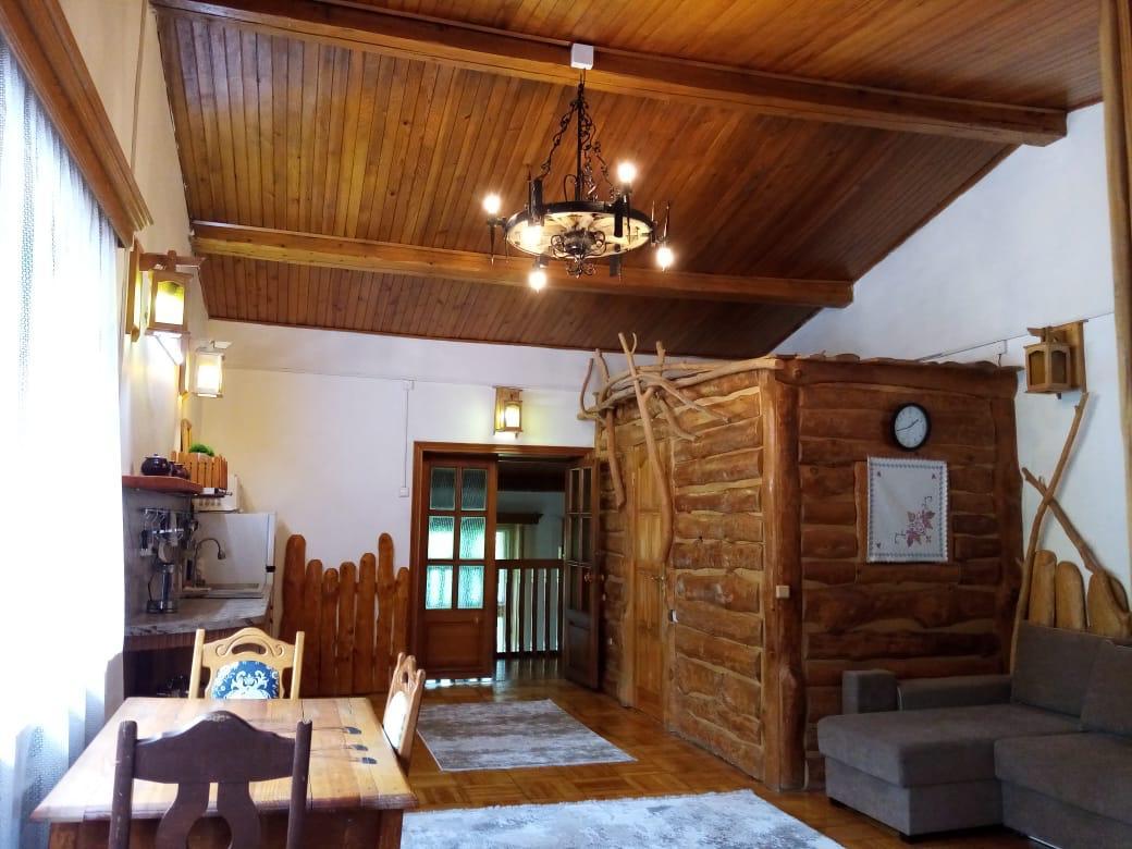 Комната 7 двухкомнатная с балконом и кухонной зоной