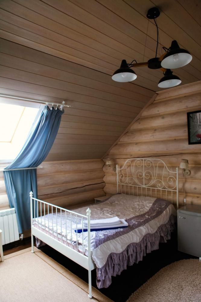 Номер 6 с двухспальной и односпальной кроватями