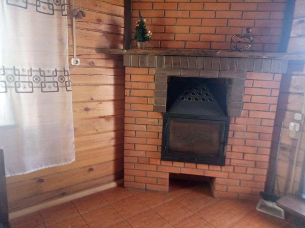 Дом №1 двухэтажный из бруса, с камином, 1-4 чел.