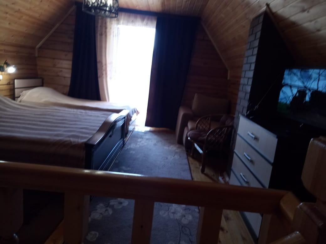 Дом №3 двухэтажный из бруса, с печью-камином, 1-5 чел.