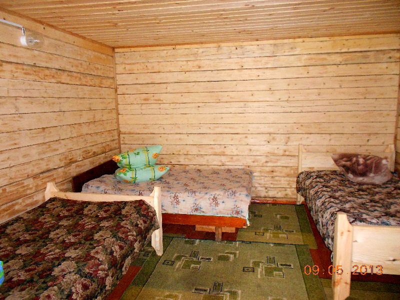 Комната на 1-м этаже 2-этажного домика