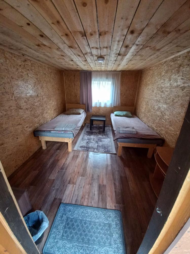 Двухместный домик у реки Катунь Горный Алтай Малый Яломан