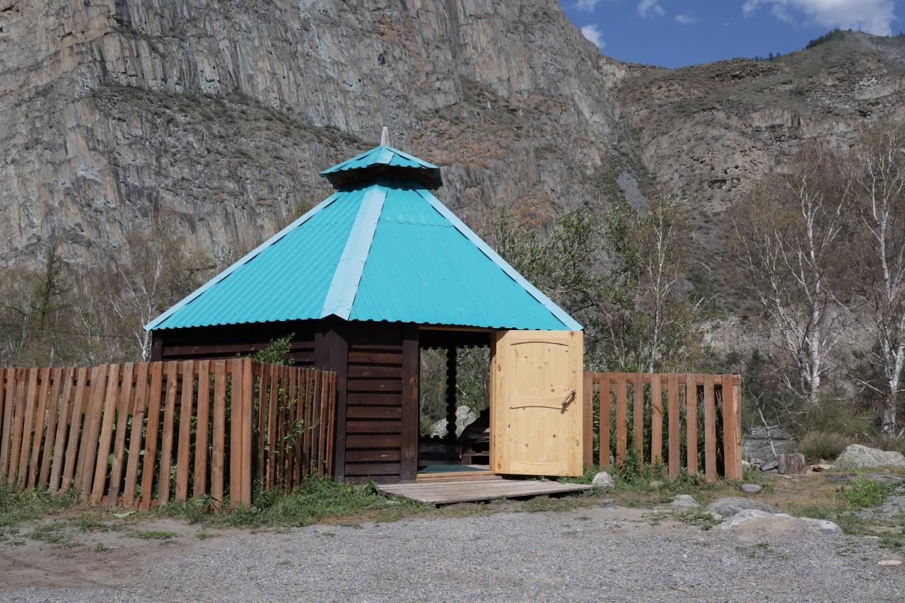 Трех-четырехместный Аил