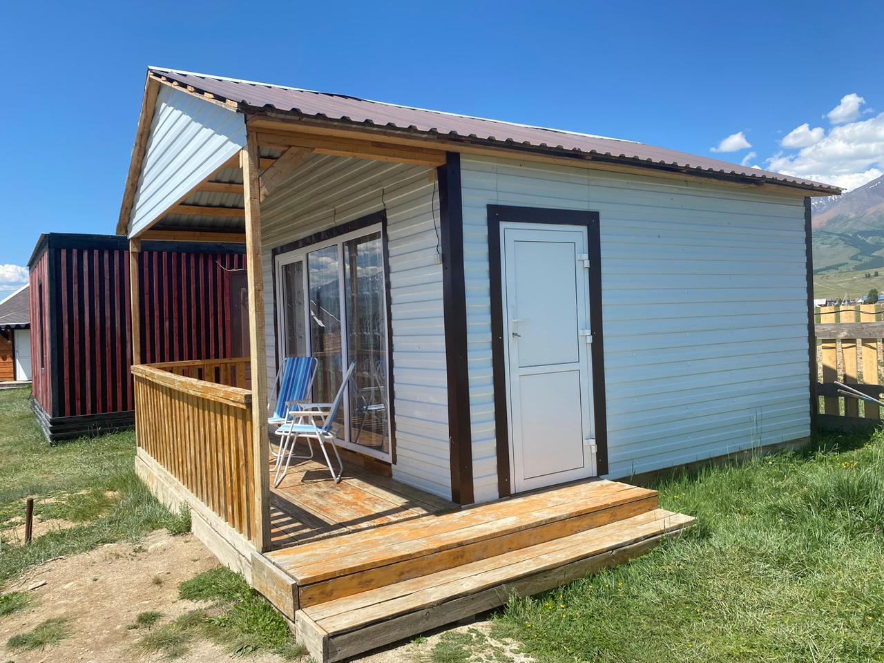 Дом 2-хместный благоустроенный с мини-кухней в Курае