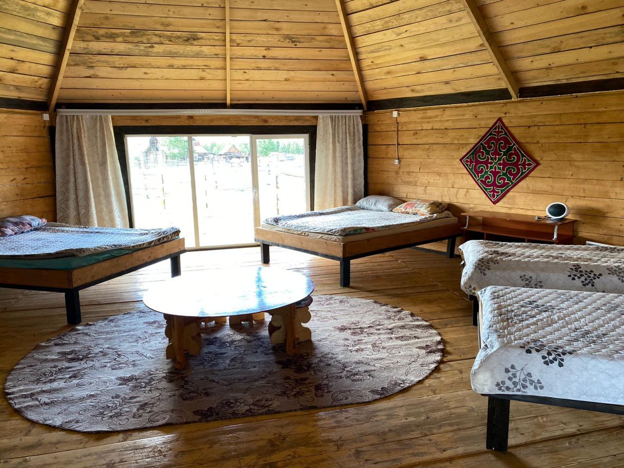 Аил 6-местный благоустроенный