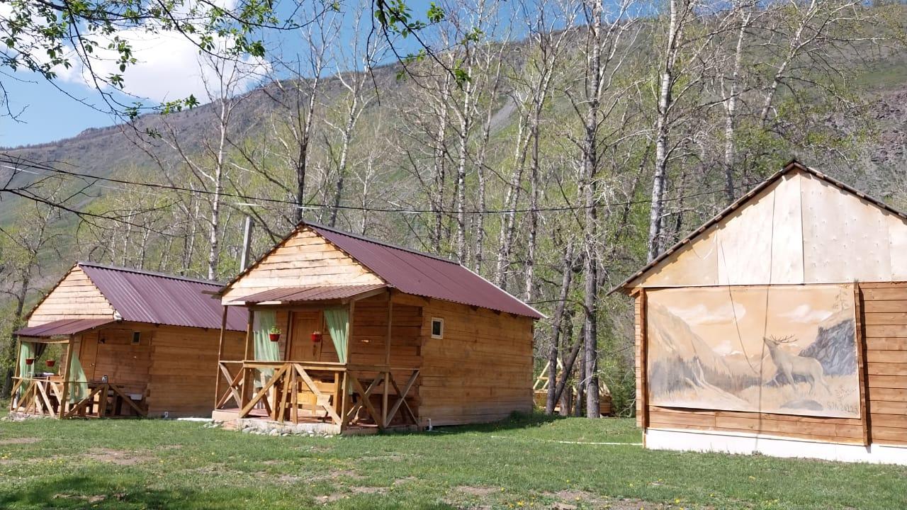 Домики в Акташе в Горном Алтае