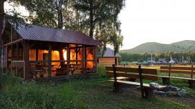 Беседка и место отдыха у костра