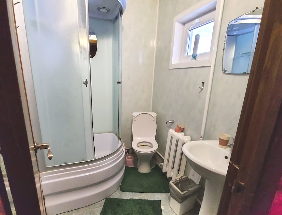 Санузел на I этаже Коттеджа