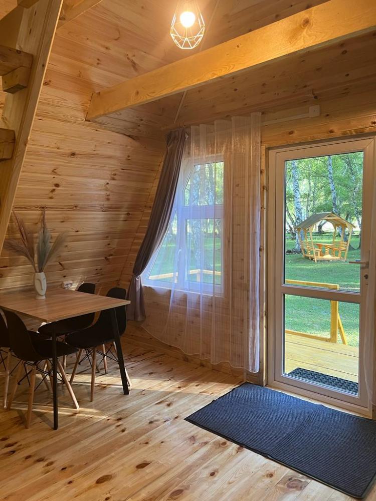 Дом А-фрейм двухэтажный благоустроенный