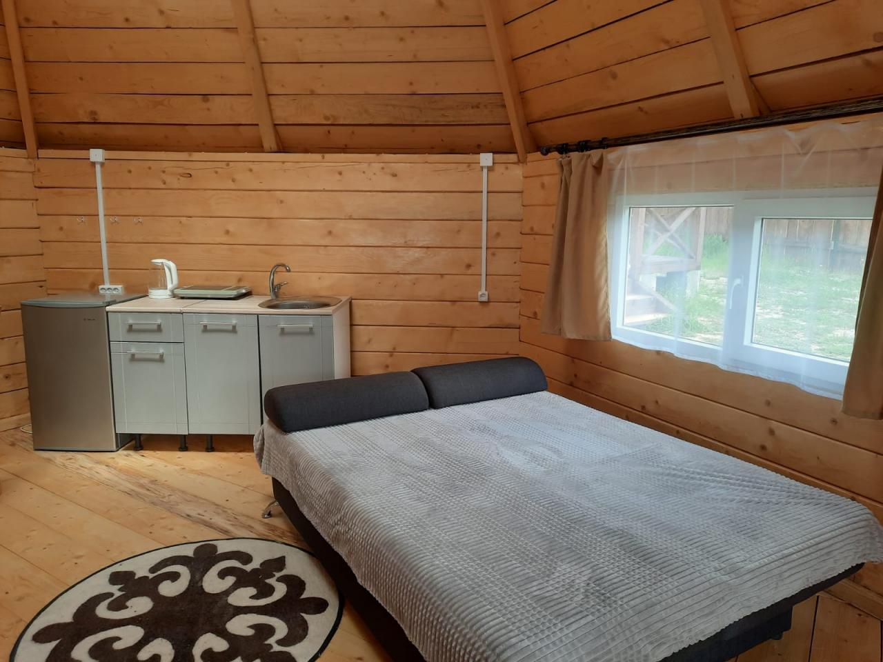 Аил четырехместный