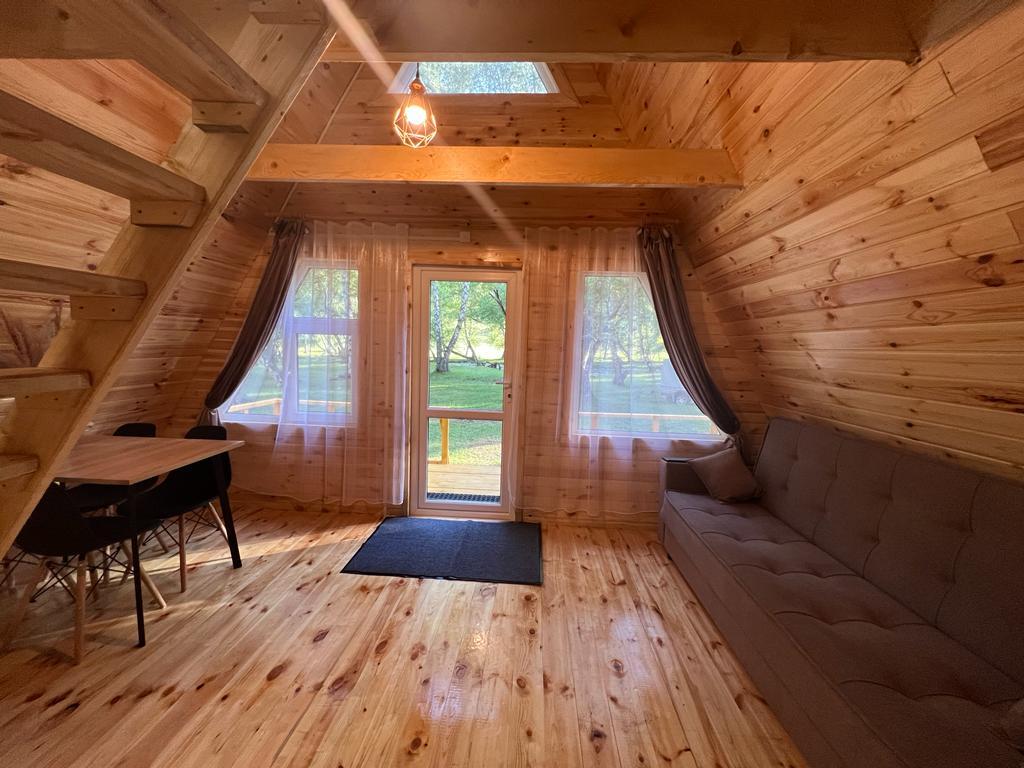 Дом А-фрейм двухэтажный благоустроенный