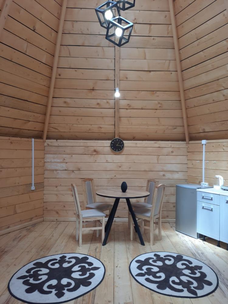 Аил четырехместный