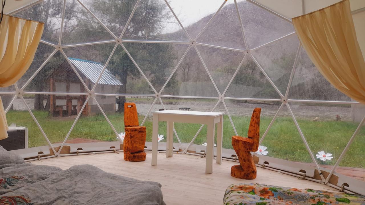 Купол на Алтае в долине Чулышмана