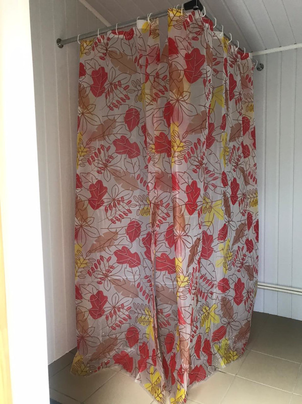 Второй санузел с душем