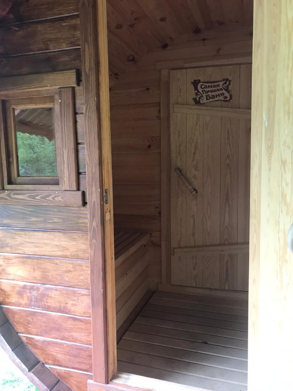 Баня-бочка с беседкой