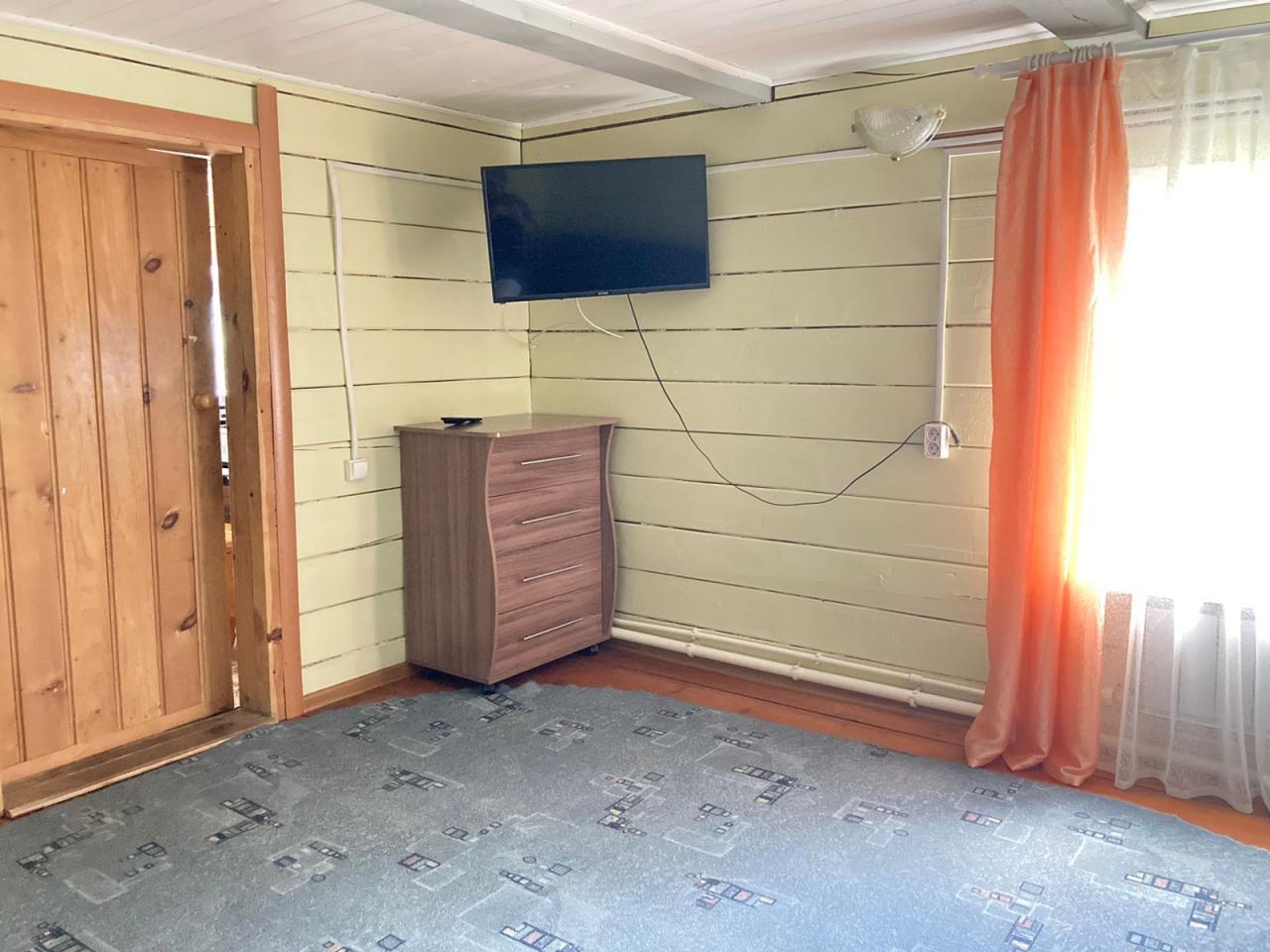 Кедровый благоустроенный дом на 6-8 мест