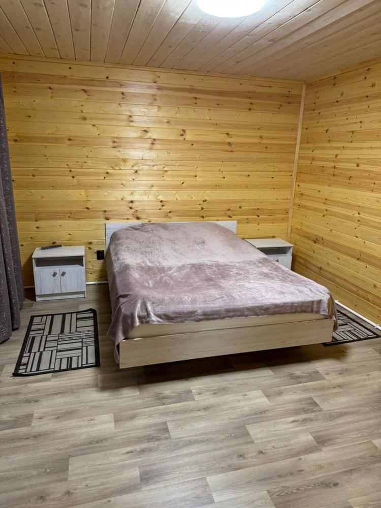 Дом 4-хместный благоустроенный с кухней