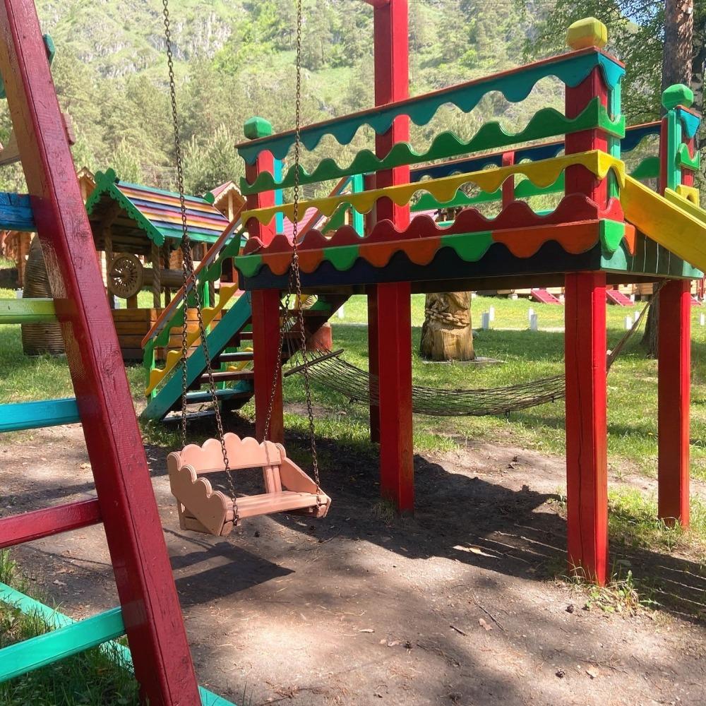 Детский городок база отдыха Горный Алтай Чемальский район