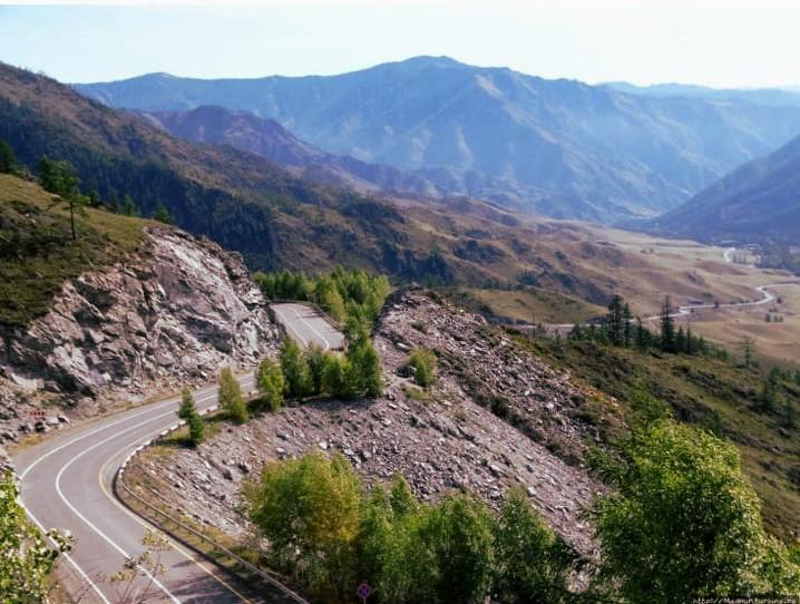 Перевал Чике-Таман поворот к базе отдыха на  655 км Чуйского тракта