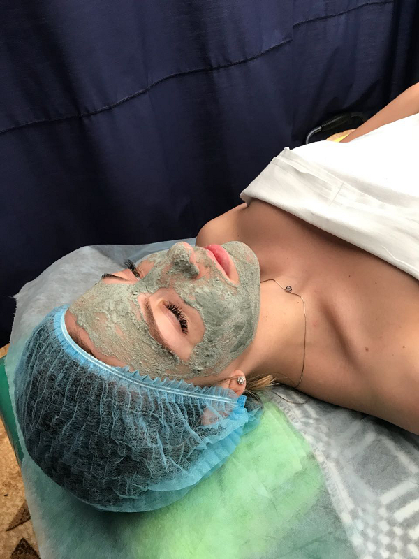 Маска из аккемской глины