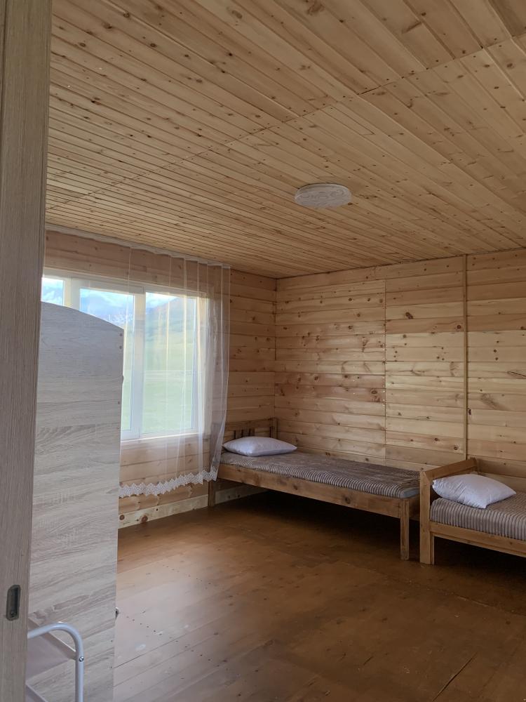 Внутри домиков 