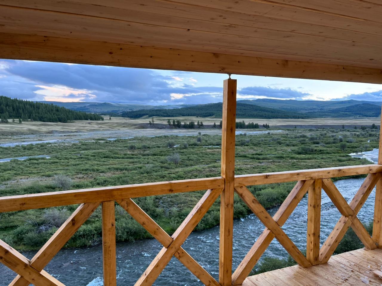 База отдыха "Девятый брод" Алтай баня у речки