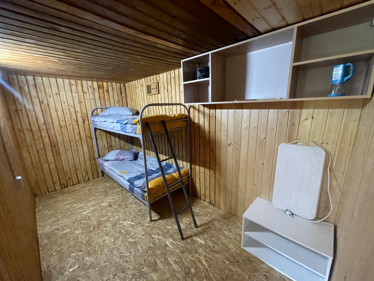 Комната без окон