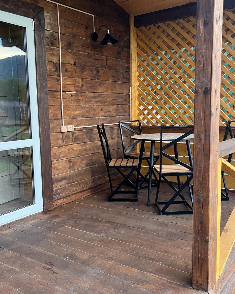 Дом 4-хместный благоустроенный с кухней