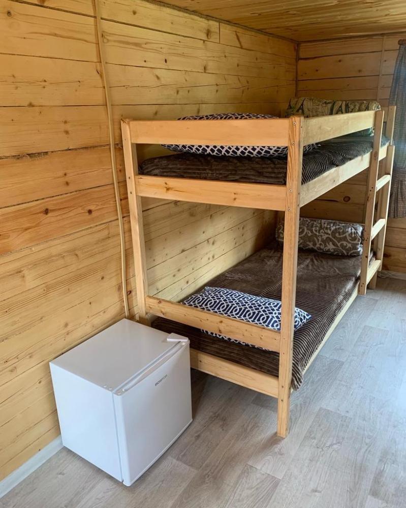 Дом 4-хместный благоустроенный