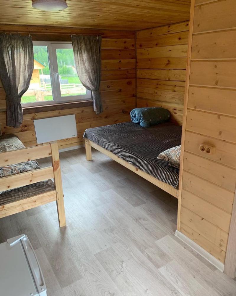 Дом 3-хместный благоустроенный