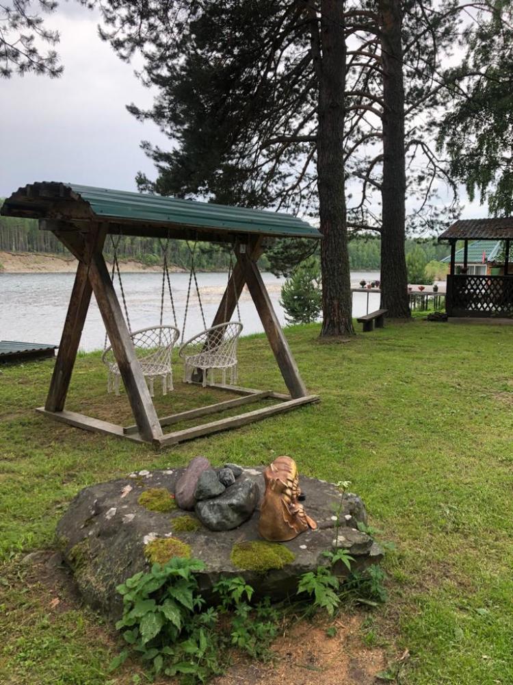 База отдыха "Заимка Швецовых" у реки Бия в Горном Алтае