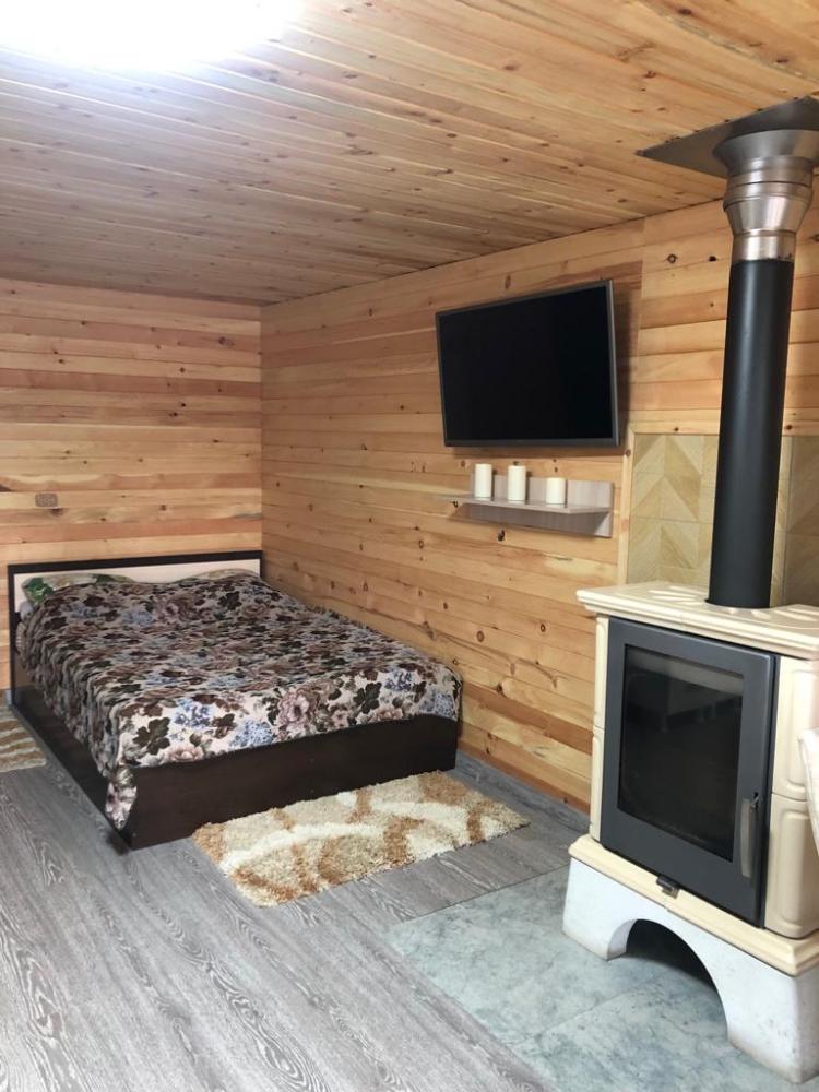 Дом с камином и кухней у реки в Горном Алтае