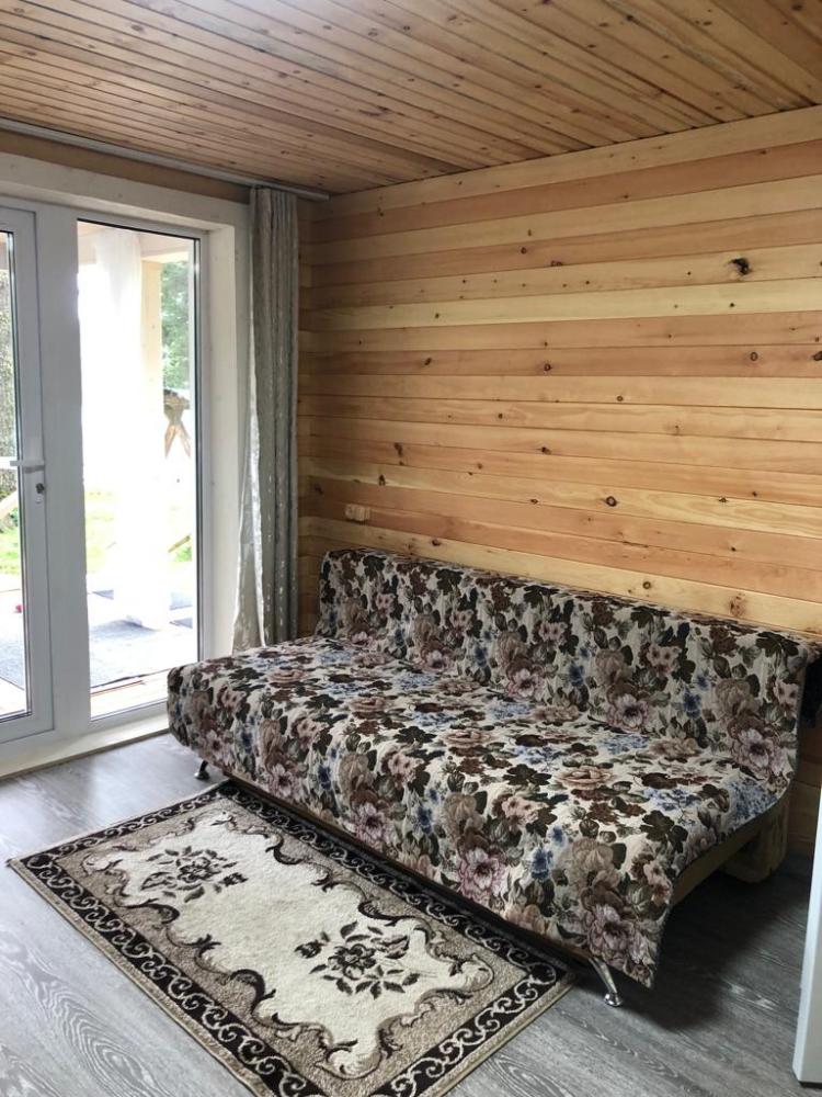 Дом с камином и кухней у реки в Горном Алтае