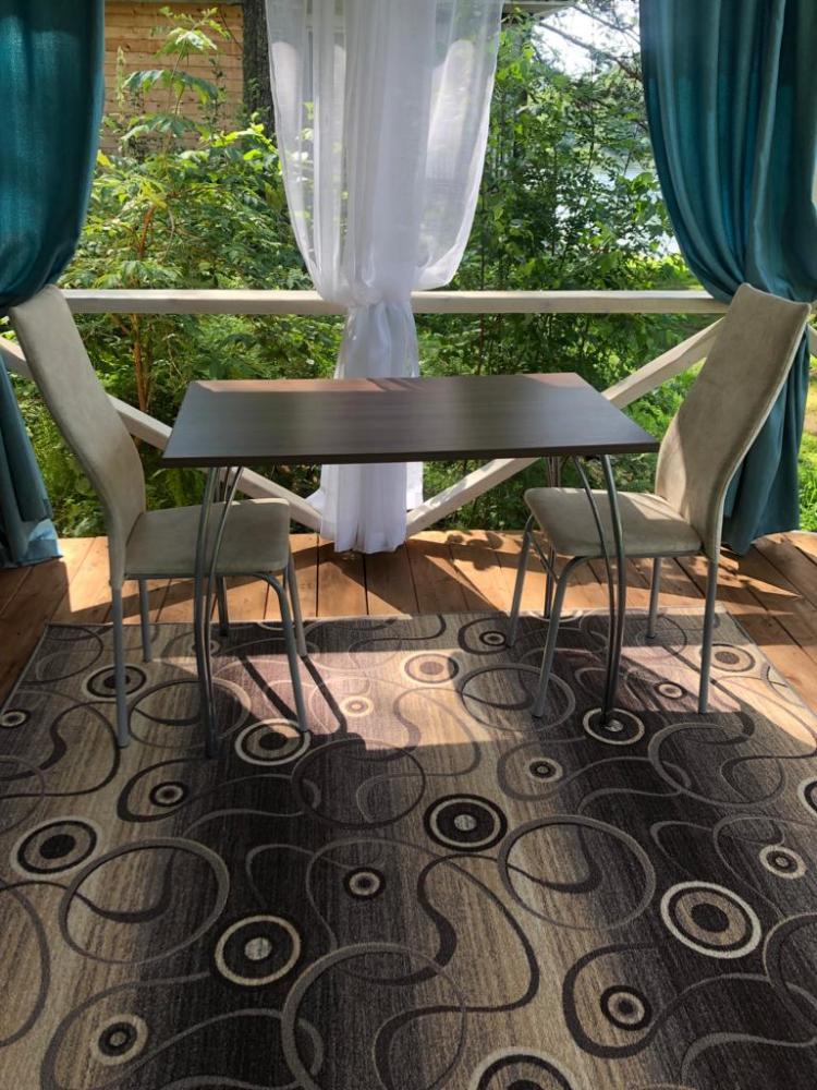 Дом с камином и кухней у реки в Горном Алтае