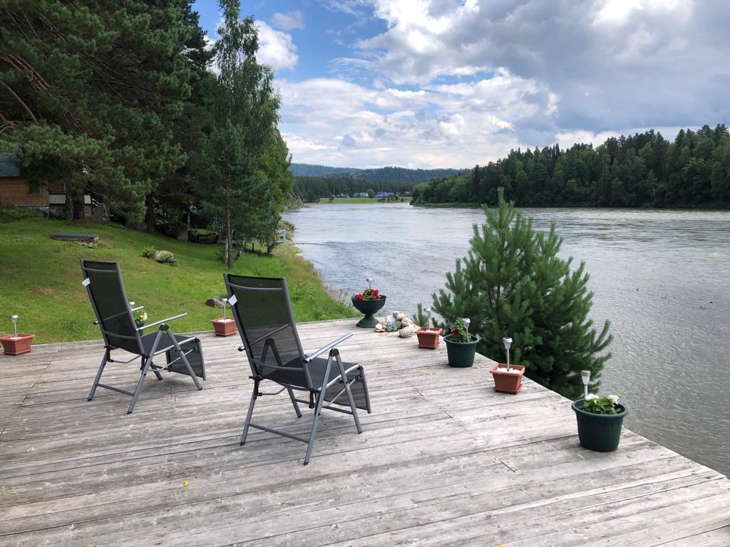 Река Бия база отдыха "Заимка Швецовых" Горный Алтай