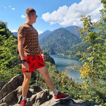 Гора Бом вид на реку Бия возле села Верх-Бийск