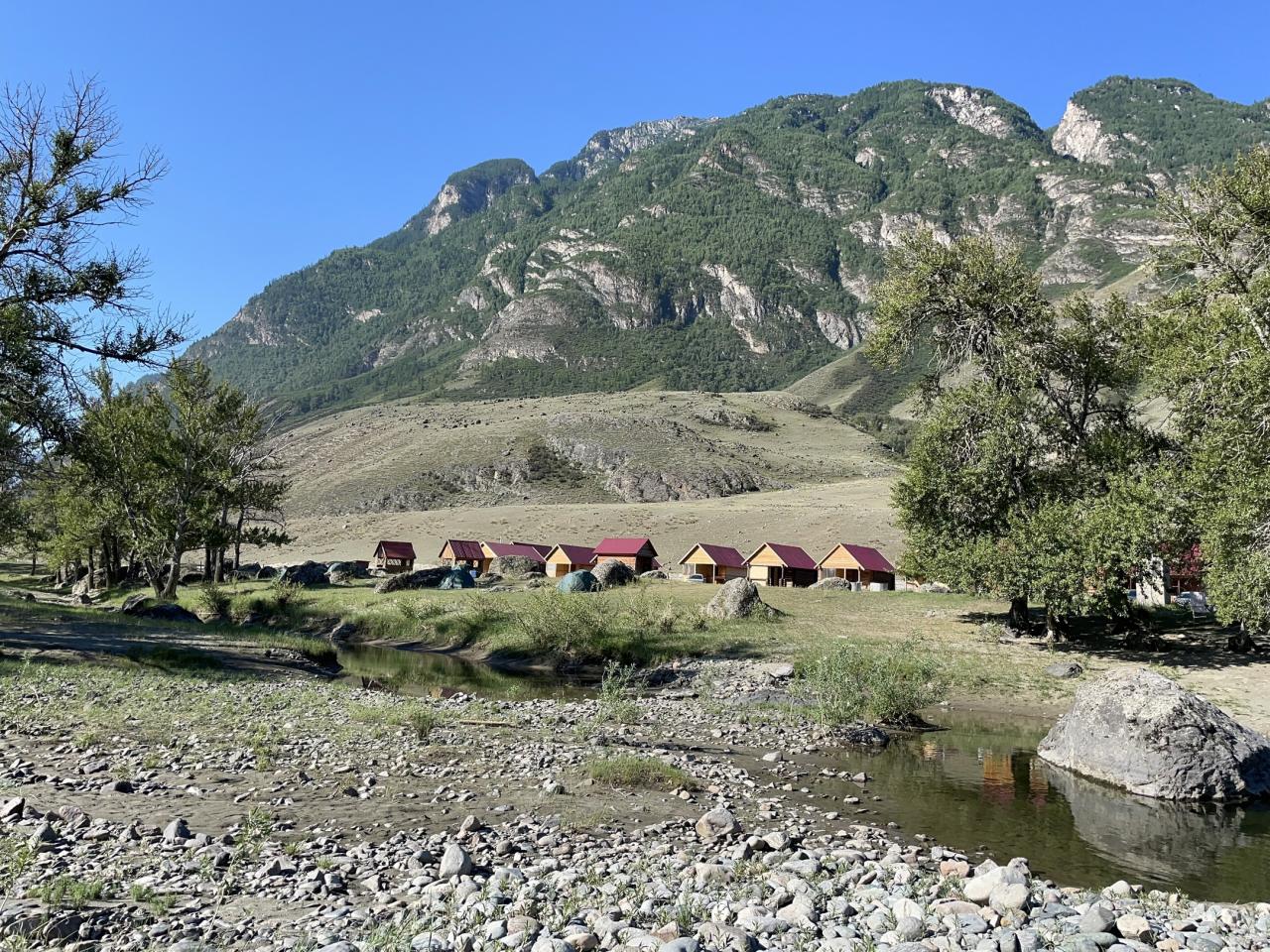 База отдыха "Березка" долина Чулышмана Алтай