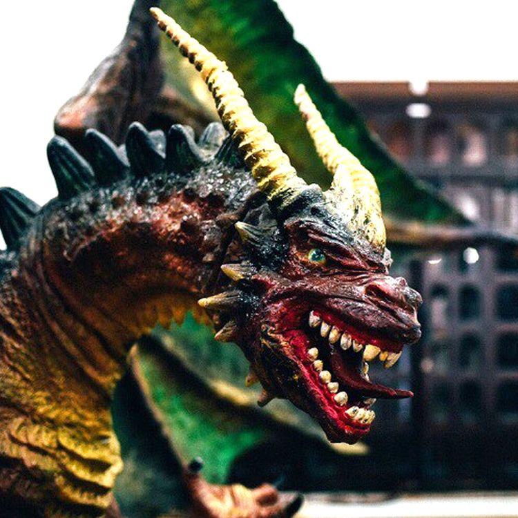 Выставка "Планета драконов"