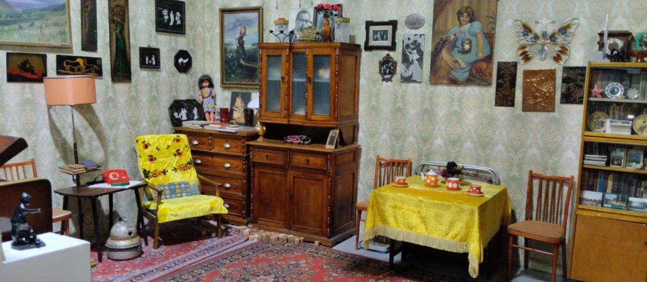 Выставка "СССР как давно и как недавно"