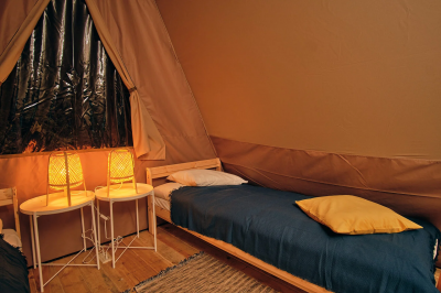 Интерьер лесного шатра