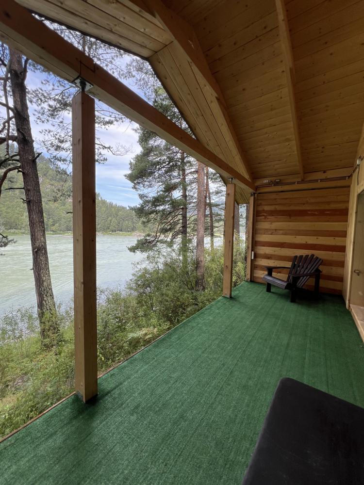 Дом на Катуни 