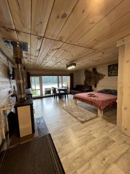 Дом на Катуни Берлога Медведя