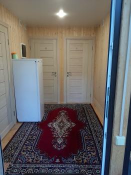 Летний гостевой корпус, прихожая