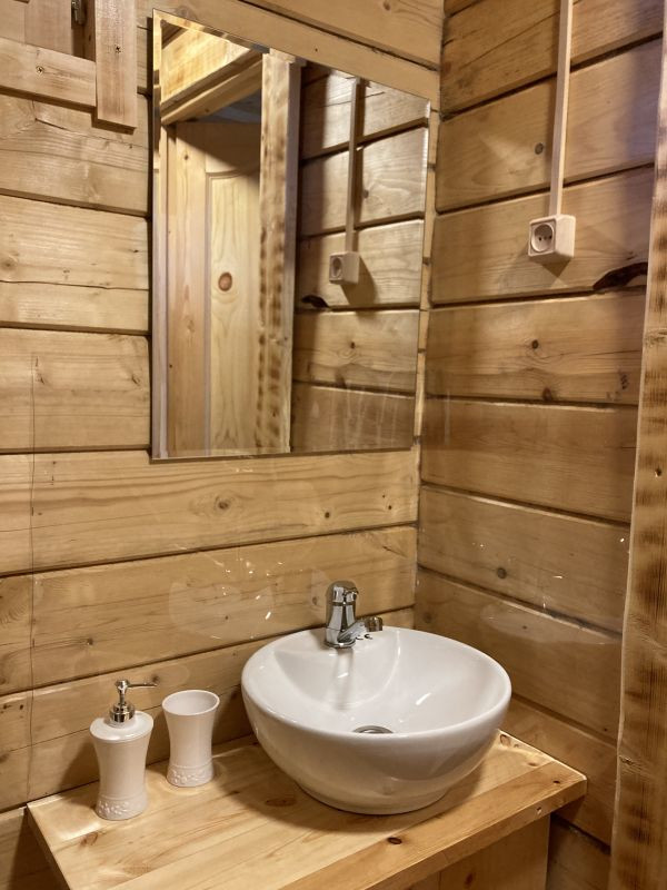 5-местный двухкомнатный дом в Чибит