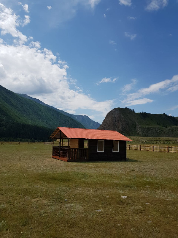 База отдыха "Берлога" Чибит Акташ в Горном Алтае