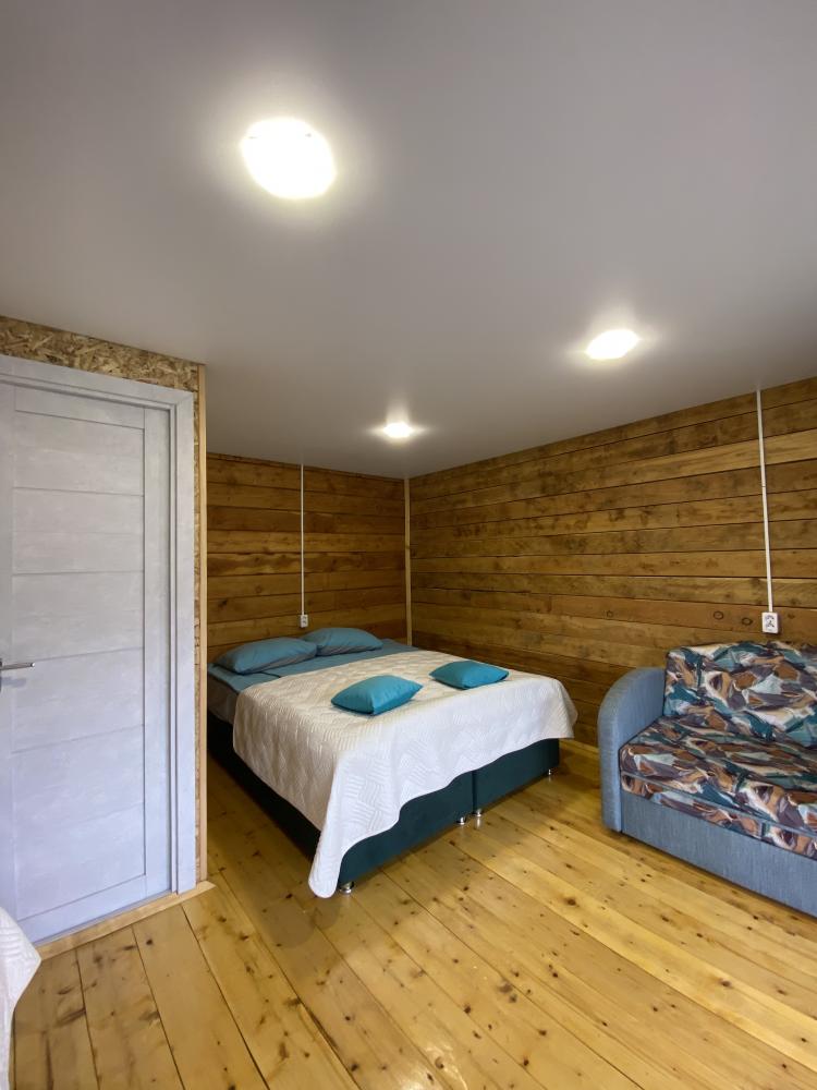 Номер 2 основных + 2 доп. места благоустроенный