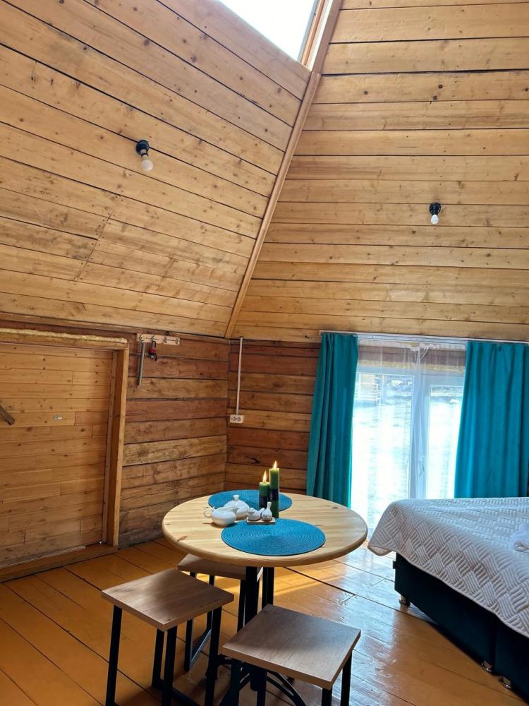 Алтайский аил с кухней и санузлом с душем (2 осн.+ 2 доп.)