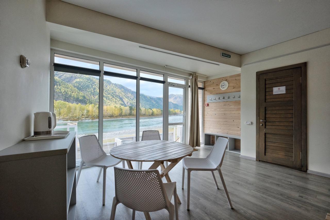 Сауна на Алтае у реки Катунь