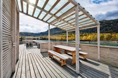 Отдых на Алтае у реки Катунь в гостевом доме 